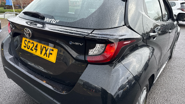 Toyota Yaris 1.5 Hybrid Icon 5dr CVT Hybrid Hatchback